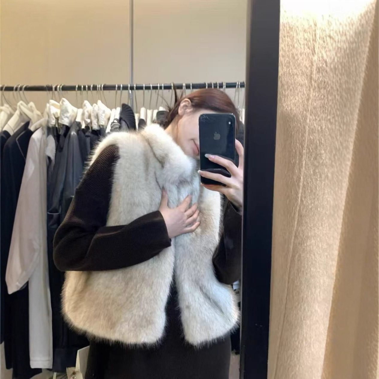 3039一勺甜同源~Hers博主秋冬新品气质日常毛毛马甲