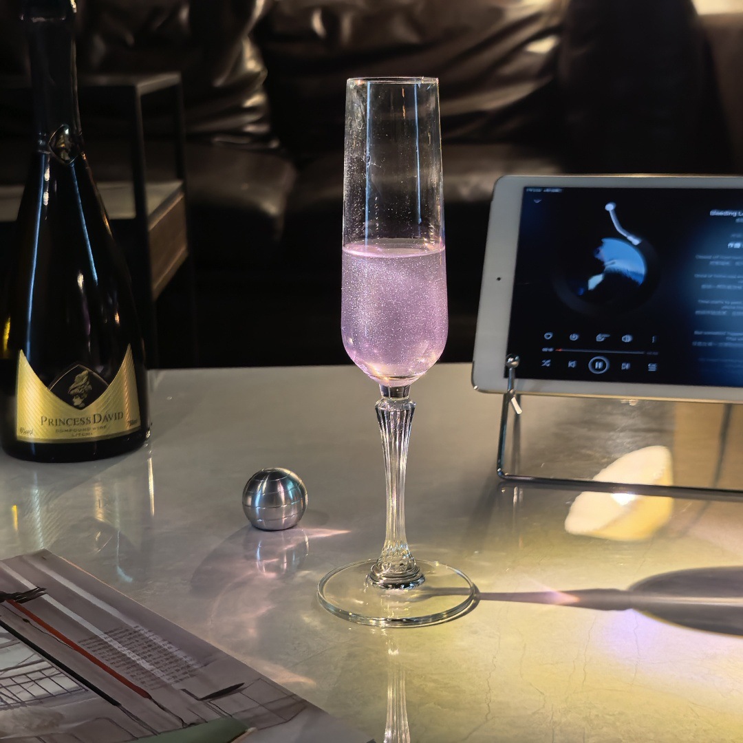 Vaso de champán de alto valor Vaso de diamante creativo Vaso de cristal de lujo ligero Vaso de cóctel Vaso de burbujas