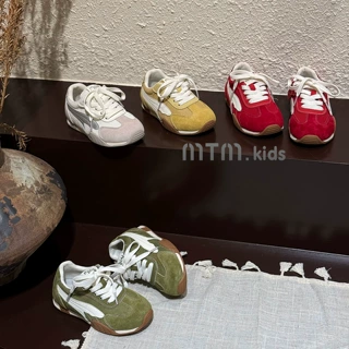 儿童鞋子韩系复古真皮阿甘德训鞋男女童休闲运动鞋中小童防滑板鞋