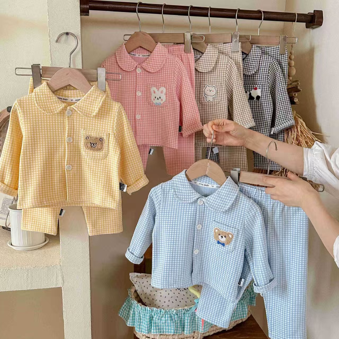 Children's Pajamas, Autum Pajamas for Boys and Girls, Autum Pajamas Sets, Small and Medium-Sized Kidsren's Clothing, Fashionable Baby Girl Home Clothes Two-Piece Set
