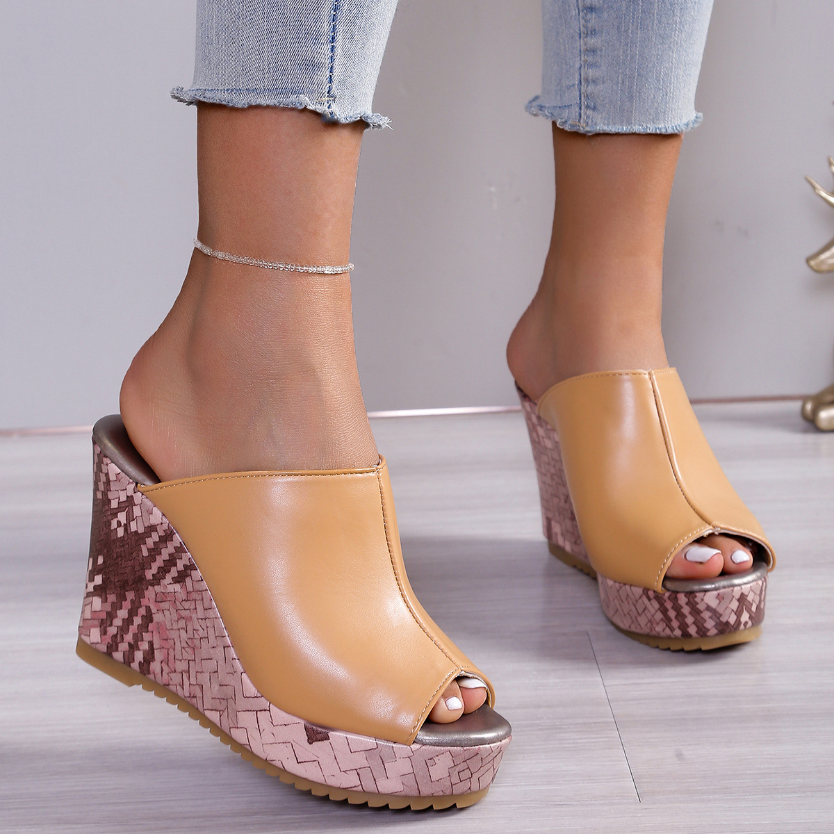 Women's Platform Wedge Sandals Peep Toe Open Toe Plus Size Thick Soled Sandals For Outdoor Wear Summer New Style_vogvips.com