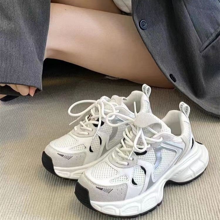 Lightweight Sports Running Shoes for Women 2026 Spring New Model Mesh Campus Style Forrest Gump Dad Shoes Versatile Casual Trendy Shoes Lightweight Sports Running Shoes for Women 2026 Spring New Model Mesh Campus Style Forrest Gump Dad Shoes Versatile Casual Trendy Shoes