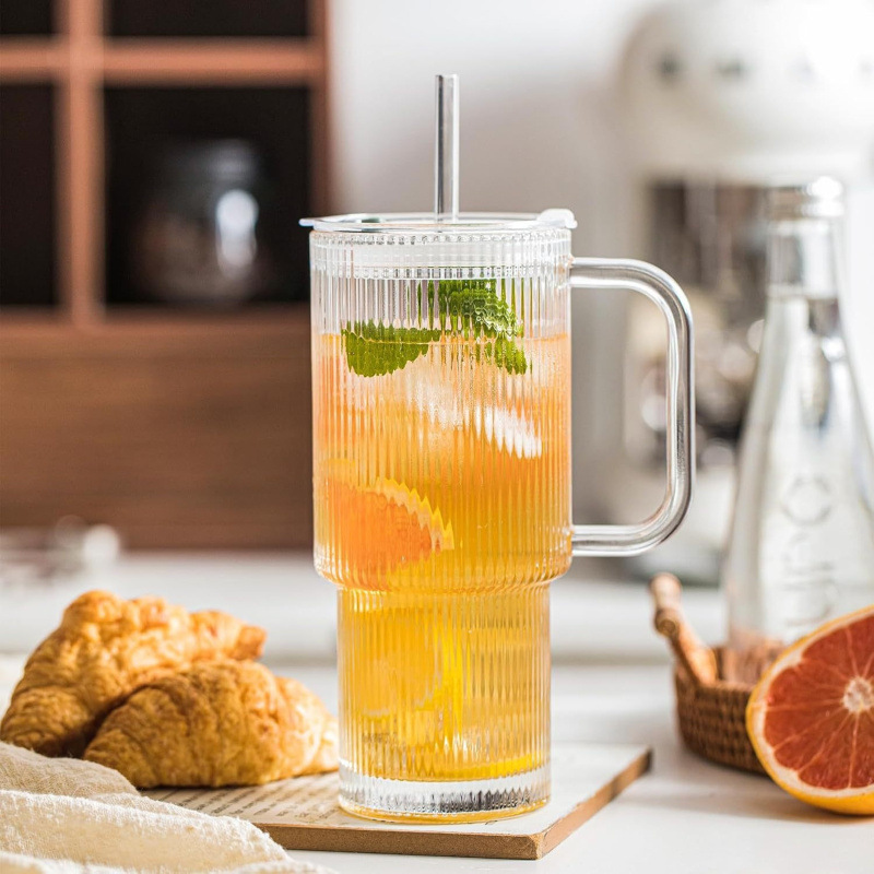 Amazon de gran capacidad con tazas de vidrio a rayas verticales de alto valor, tazas de bebidas heladas, tazas de café con latte, tazas de agua