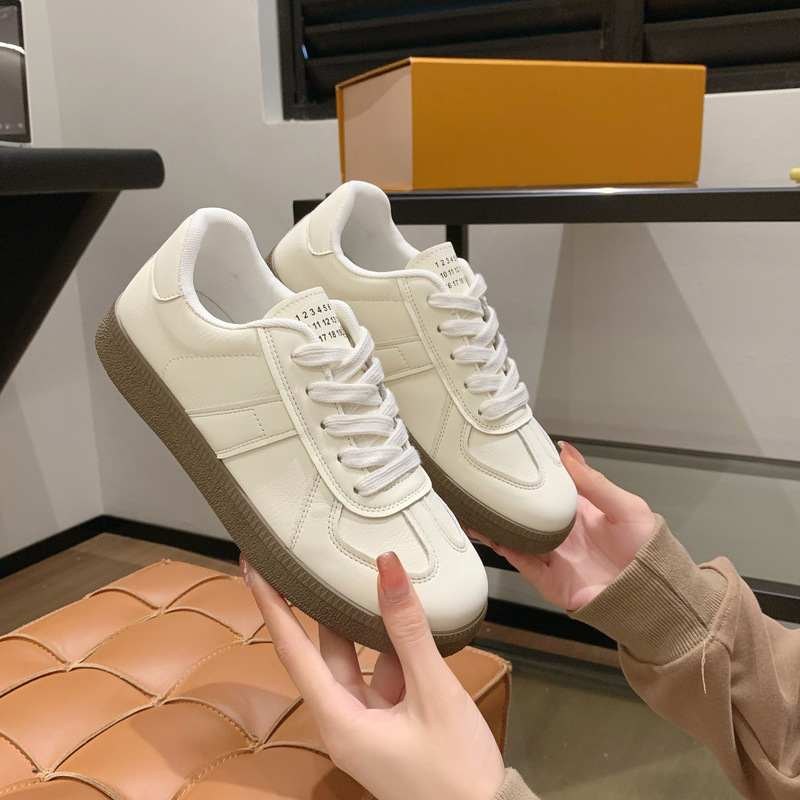 Trendy White Retro Thick-Soled German Training Shoes for Women 2025 New Autumn Popular Versatile Casual Sports Low-Top Sneakers