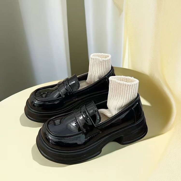 Qadın qara platform ayaqqabı, dəyirmi burunlu loafer