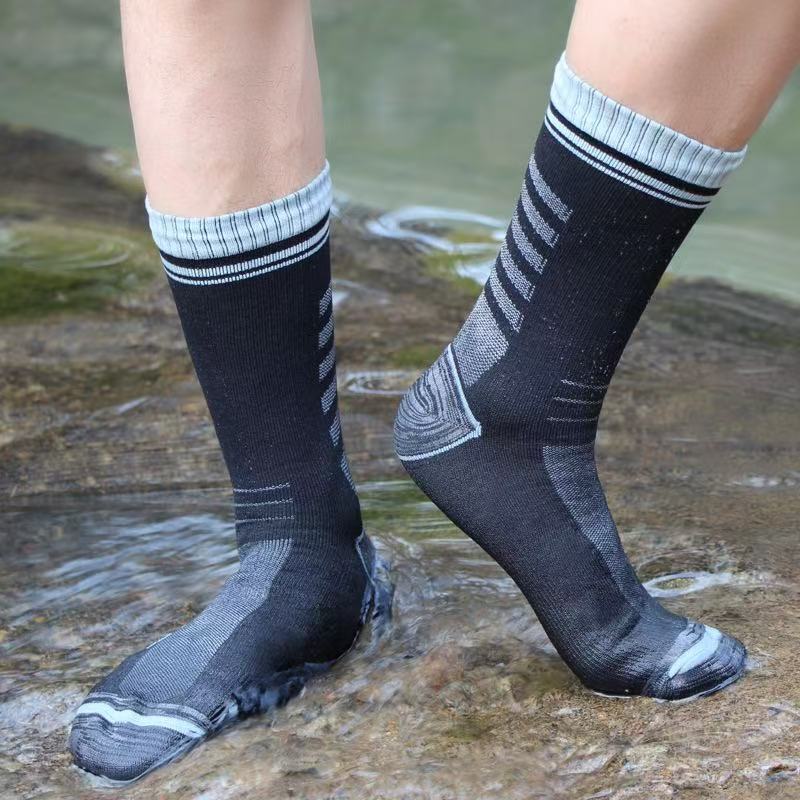New Cross-Border Outdoor Waterproof Socks, Mid-Calf Hiking Socks, Camping Sports Skiing Quick-Drying Cycling Waterproof Socks, Breathable