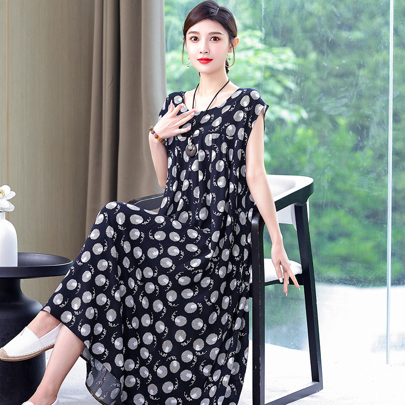 お母さんの綿のシルクのワンピースの半袖の中で老年の夏服の大きいサイズの婦人服は太ってゆったりしている人工綿のスカートの女性をプラスします。|undefined