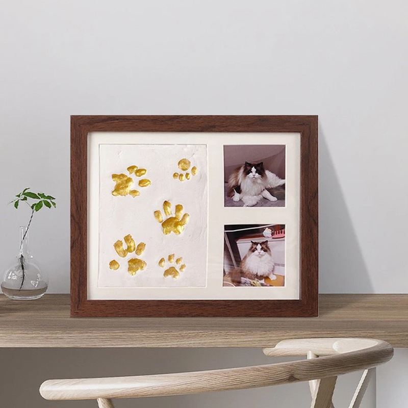 Pet paw print commemorative photo frame for hand and foot prints, suitable for babies, couples, dogs, and cats