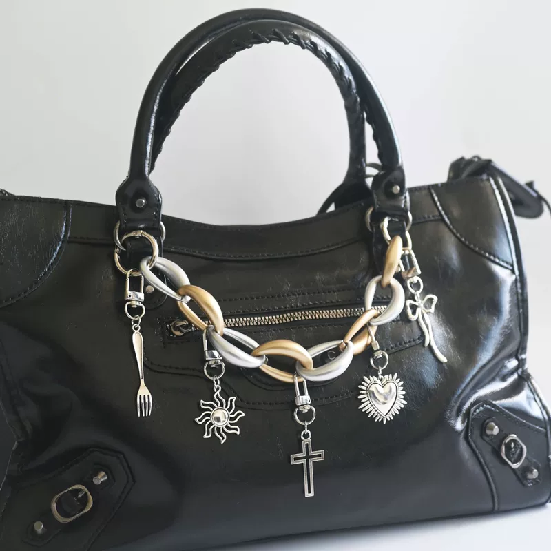 (Cross-border trading), pendant with bow, keychain, fork, 2 carat, Gothic