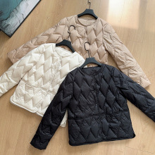 轻薄羽绒服女短款2024冬新款菱格内胆洋气90白鸭绒圆领小个子外套