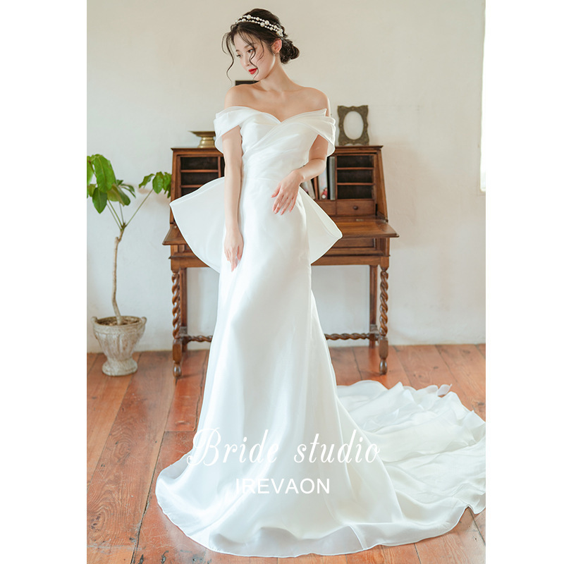 Light Wedding Dress Fishtail 2026 New Autumn and Winter Satin French Light Reception Dress Elegant Bride Simple and Grand Wedding Dress Light Wedding Dress Fishtail 2026 New Autumn and Winter Satin French Light Reception Dress Elegant Bride Simple and Grand Wedding Dress