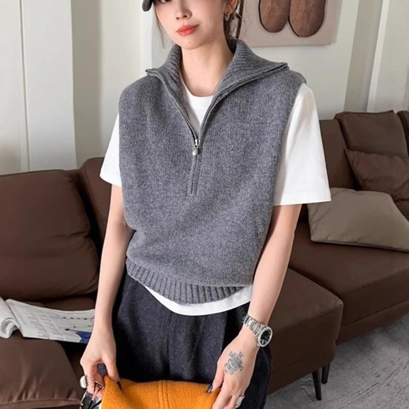 Relaxed Retro Half-Zip Sleeveless Knitted Vest, Chic Layered Style, Age-Reducing Top, Casual Waistcoat Vest