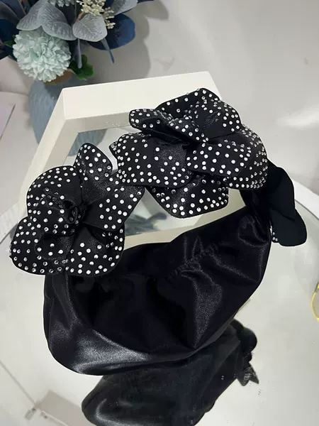 26 New French-Style Fairy Bag with Rhinestone-Embellished 3D Flowers, Crescent-Shaped Underarm Bag, Vintage Satin Handbag for Evening Events