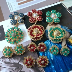 Gold-plated genuine gold Spring Richness Flower Red and Green Dense Red and Green Gemstone Folded Retro Pearl Silver Needle Earrings and Brooch