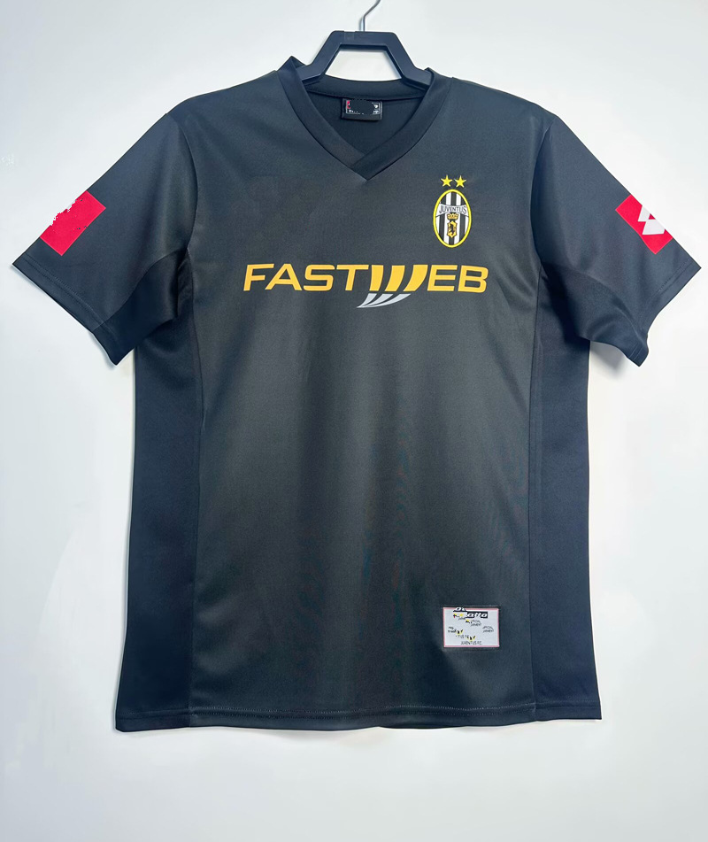 2001-02 Juventus fuera de casa