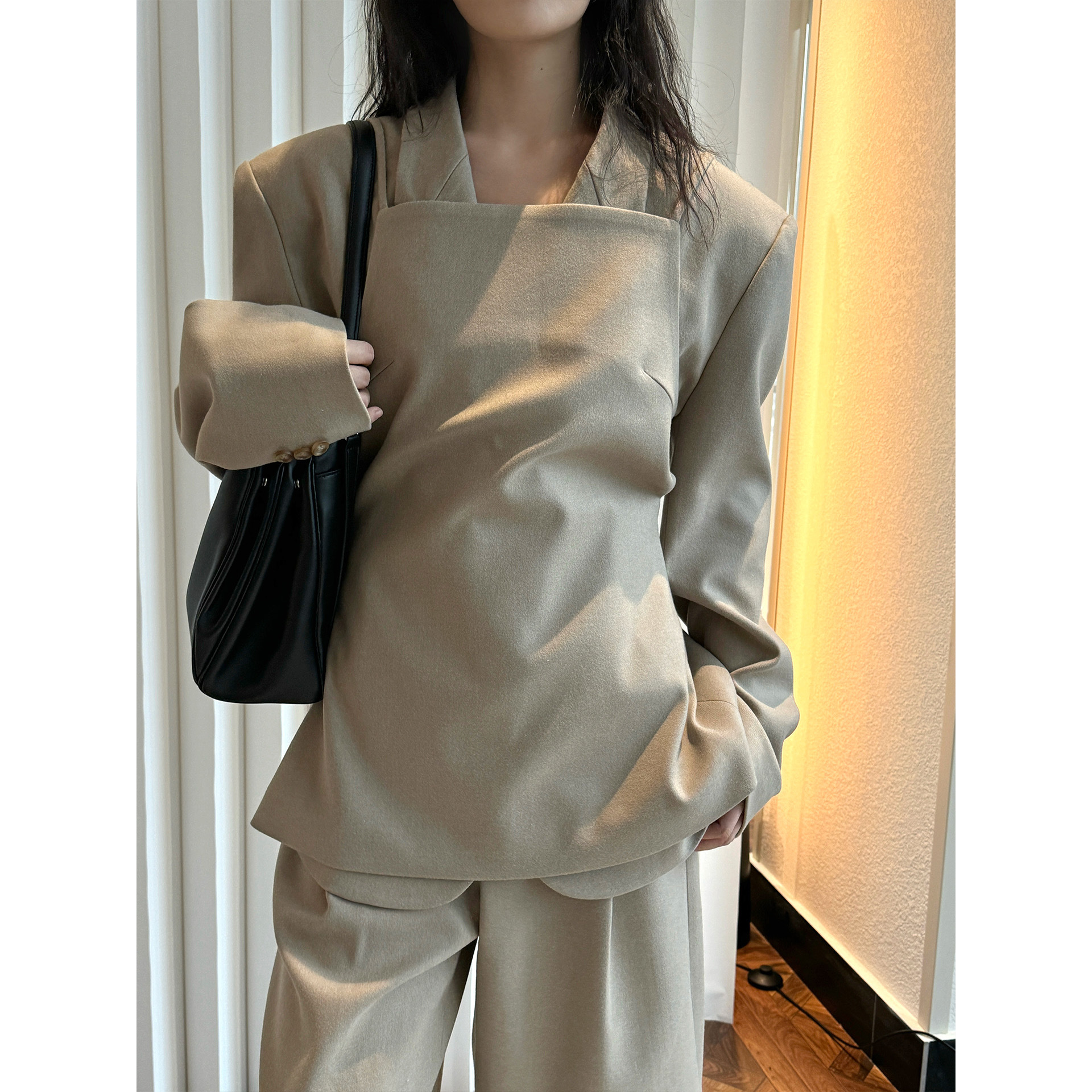 Women's French Smart Wide Shoulder Oversized Suit Jacket Casual Slimming Style Simple Spring New Louvre Blazer_voghion.com