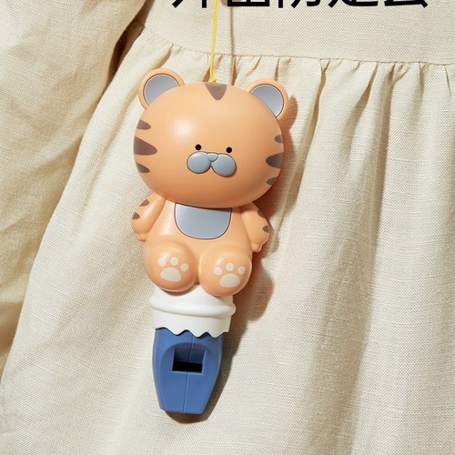 Children can blow cartoon whistles, early education fun toys, baby kindergarten toys, street stalls, wholesale small musical instruments