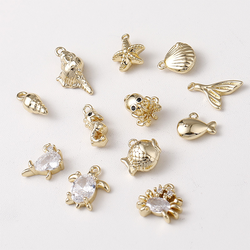 1g Weight Pendant Jewelry Making Type 10.5*11.6mm, 3.5*5mm, 8*7.3mm Jewelry Making Size 14K Gold Plated Plating Material Zircon Inlay Material Pendant Classification 1 Piece Quantity Copper Material Octopus, Fish Tail, Whale Pattern All Seasons Season Plating Design Retro, Classic Style Style 1 Piece 10.5*11.6mm 3.5*5mm 8*7.3mm Copper Zircon 14K Gold Plated Octopus Fish Tail Whale Pendant 无