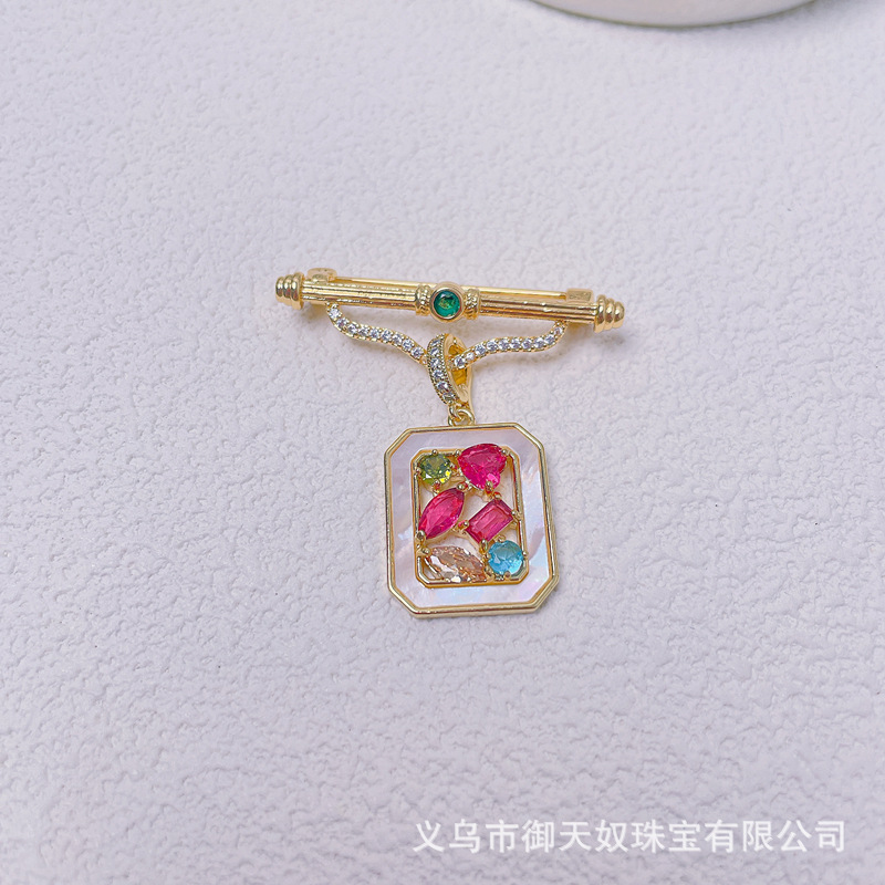 여성을위한 천연 담수 진주 목걸이 국경 인터넷 연예인 지르콘 틈새 새로운 디자인 브로치 기질 다목적 세트