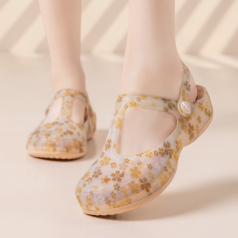 Summer Women's Sandals Jelly Beach Shoes Nurse Baotou Slippers Home Outfit Hole Shoes Women's Garden Shoes Sandals