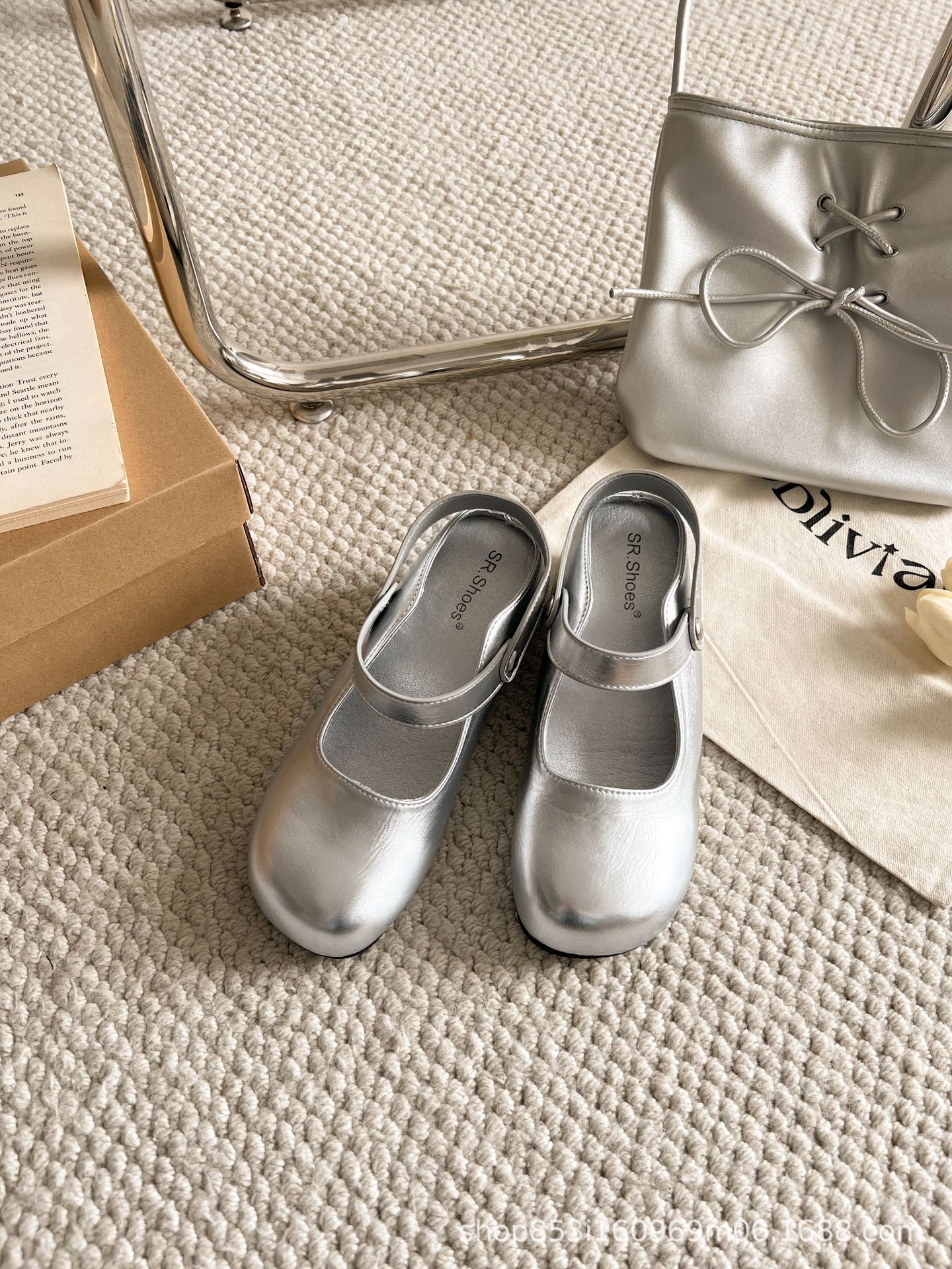 2025052722114456686901w3024h40