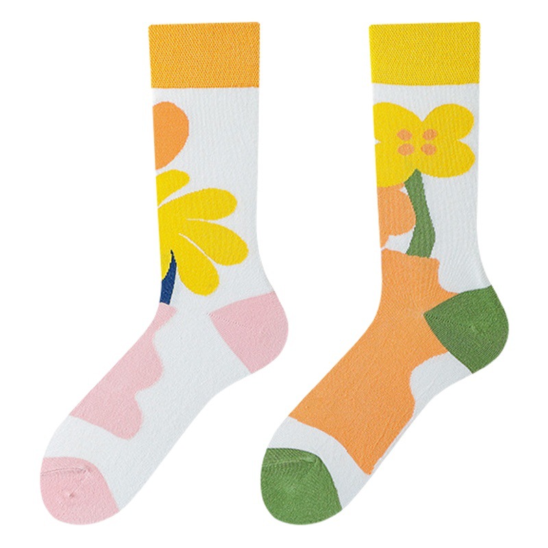 Calcetines frescos de AB de las mujeres originales transfronterizas moda tendencia asimétrica color AB calcetines de moda europeos y americanos