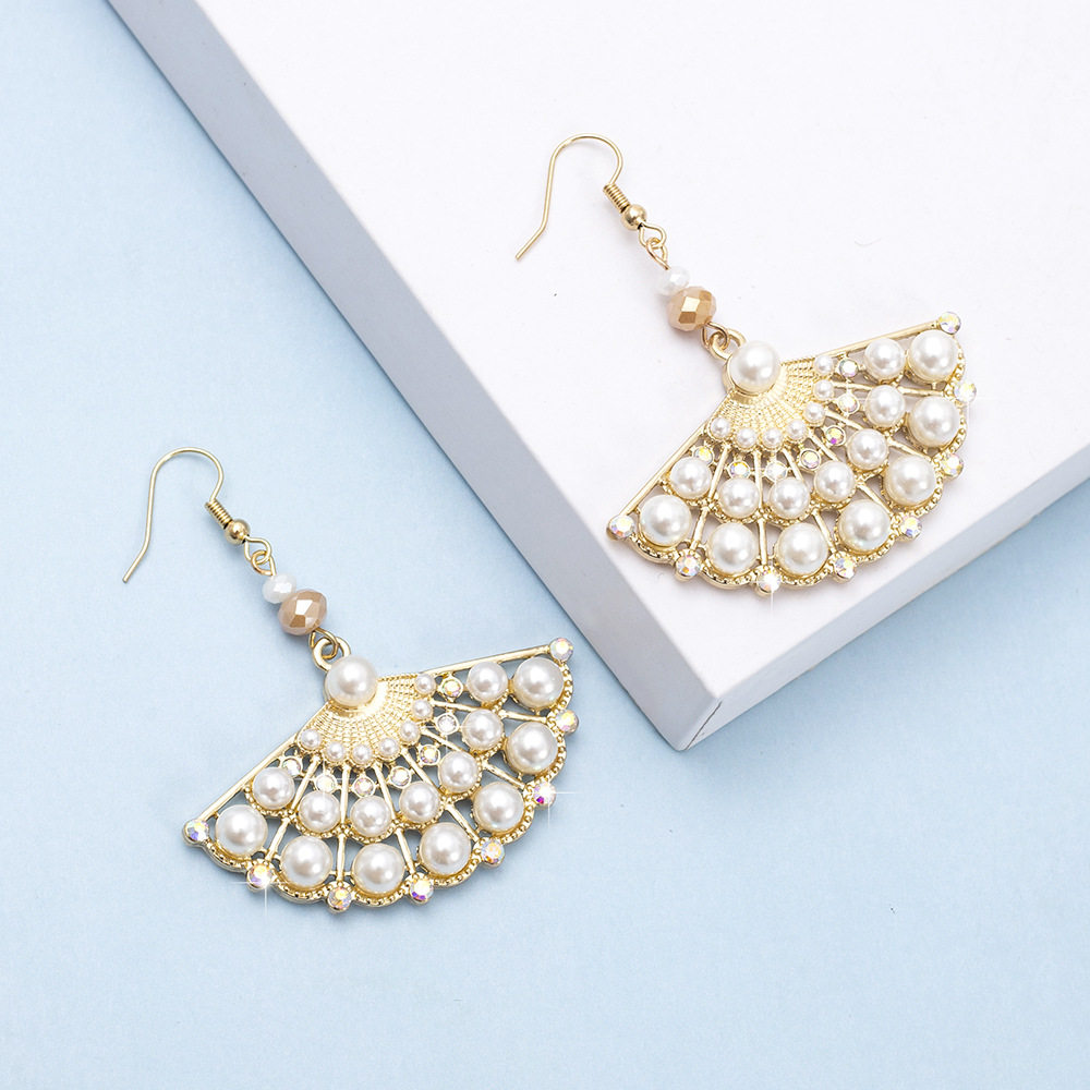 1 Pair Casual Ethnic Style Sector Hollow Out Inlay Alloy Artificial Pearls Rhinestones Drop Earrings display picture 9