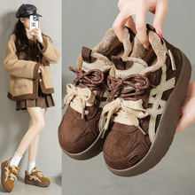 磨砂绒面真皮软底德训鞋女2025冬季加绒保暖板鞋时尚松感休闲鞋女