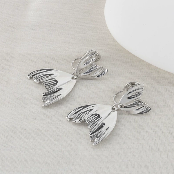 Silver mosquito coil, ear clips