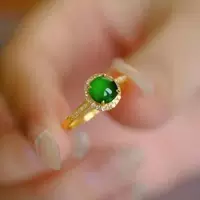 Новое популярное богатое зеленое кольцо из жадеита второго поколения для женщин, посеребренный нефрит с кабошоном, нишевый дизайн, модный и элитный.