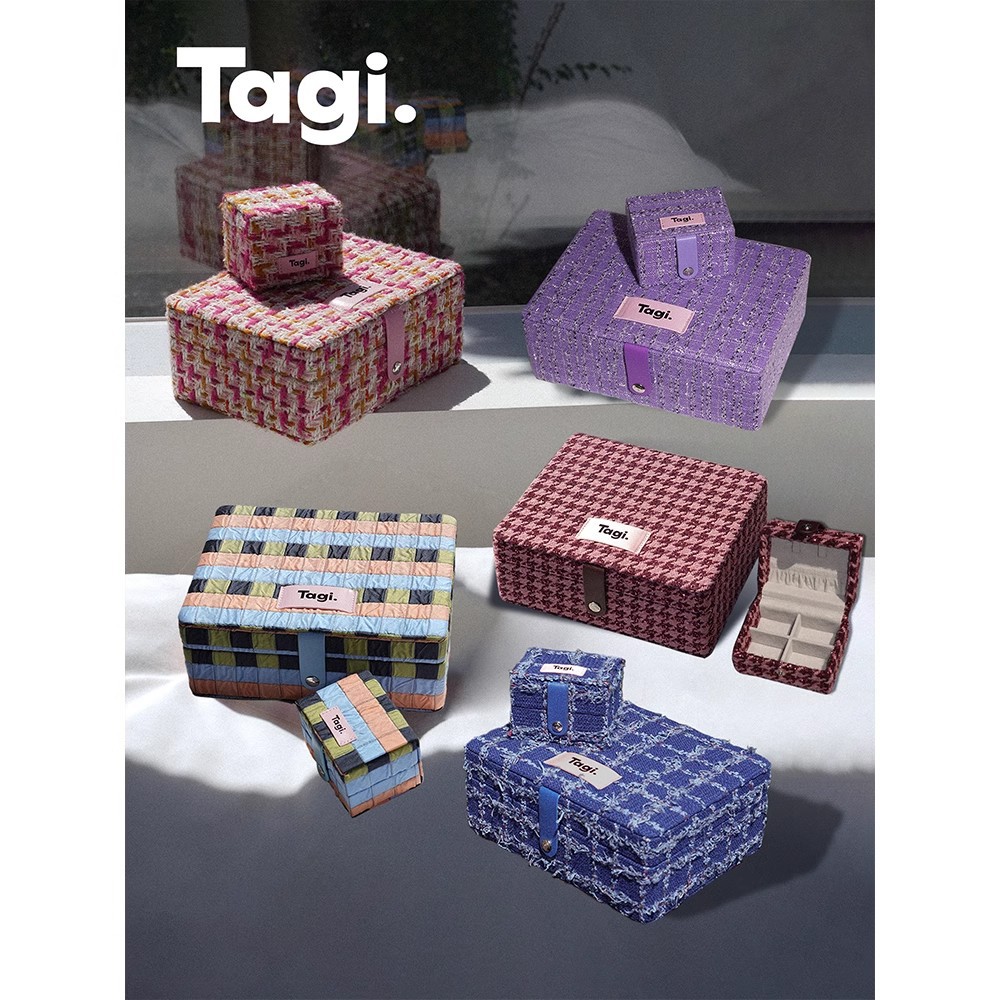 Tagi. Jewelry Pillow Jacquard Jewelry Box Large Capacity Portable Mini Double-Layer Storage Box for Jewelry
