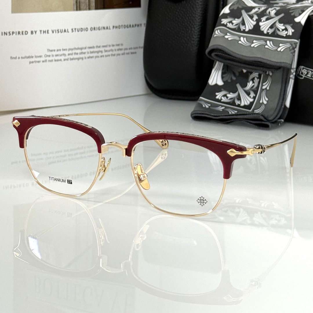 Minimalist Titanium Square Eyeglass Frames For Men And Women_voghion.com