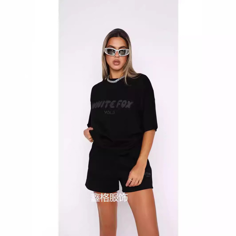 欧米の上着のファッションの潮流のアルファベットの発泡のプリントの女性の通気性のtシャツのタイトな運動の5分のズボンのスーツの女性|undefined