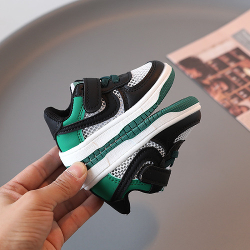 Baby shoes for spring and autumn, breathable mesh, children's board shoes, girls' infant learning step shoes, soft soles, little children's shoes, boys' sports shoes