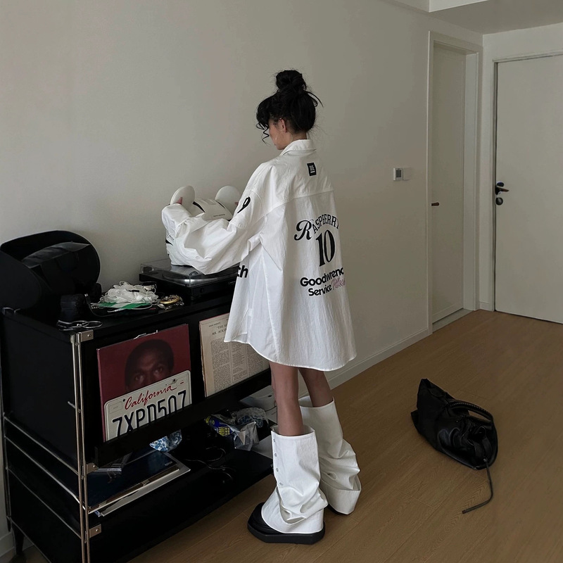 Han Hao Tian WARDEN EDGE White Printed Oversized Shirt Jacket for Women, Sun-Protective Loose Fit with Turn-down Collar and Long Sleeves Han Hao Tian WARDEN EDGE White Printed Oversized Shirt Jacket for Women, Sun-Protective Loose Fit with Turn-down Collar and Long Sleeves