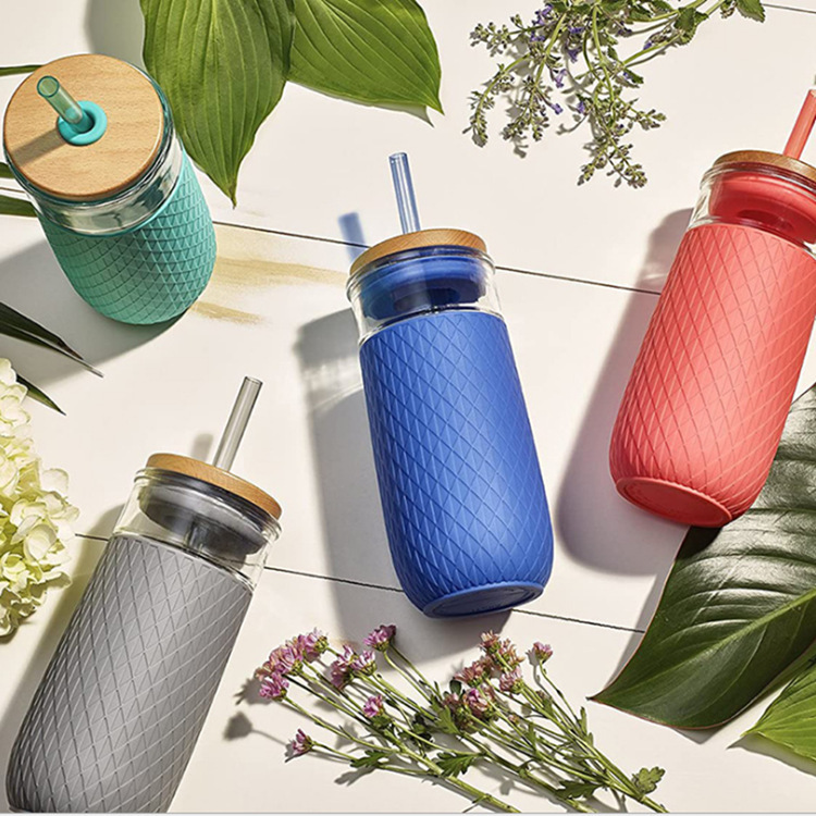 Amazon's Best-Selling Silicone Sleeve Glass Cup with Silicone Sleeve, Portable Cup, Gift, Department Store Wholesale, Straw