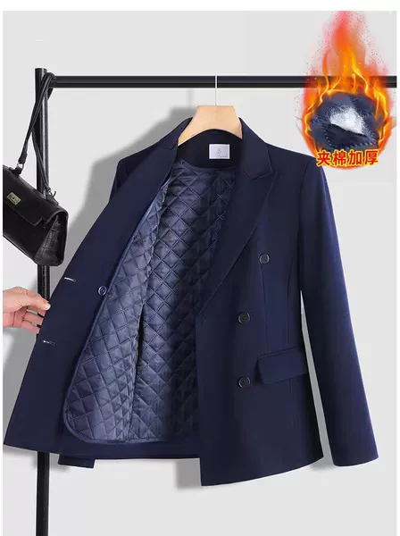 Suit, quilted T-shirt, liner