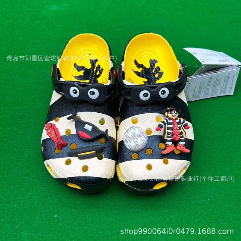 Kajia Adult and Children's Classic Star Wars Clog Shoes New Model Unisex Beach Shoes Kajia Adult and Children's Classic Star Wars Clog Shoes New Model Unisex Beach Shoes
