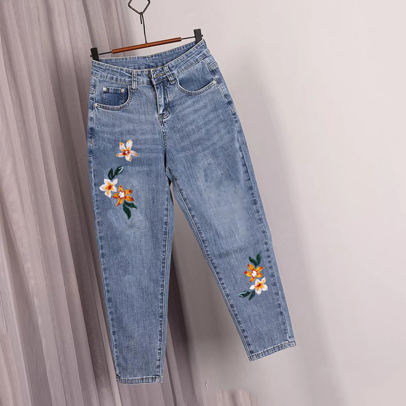 Summer New Arrival Cropped Jeans Women's New Chinese Style National Style Embroidered Slim Look Harem Pants High Waist Loose Slim Look All-match