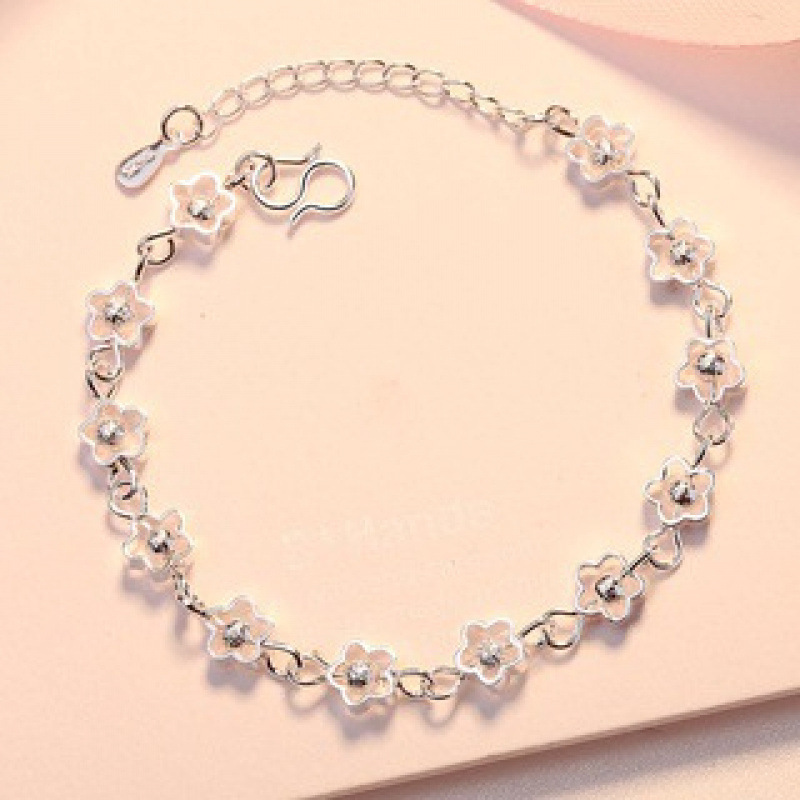 Bracelet wholesale small hollow plum blossom flower sweet handmade handmade ornaments sand beads jewelry stall supply ins