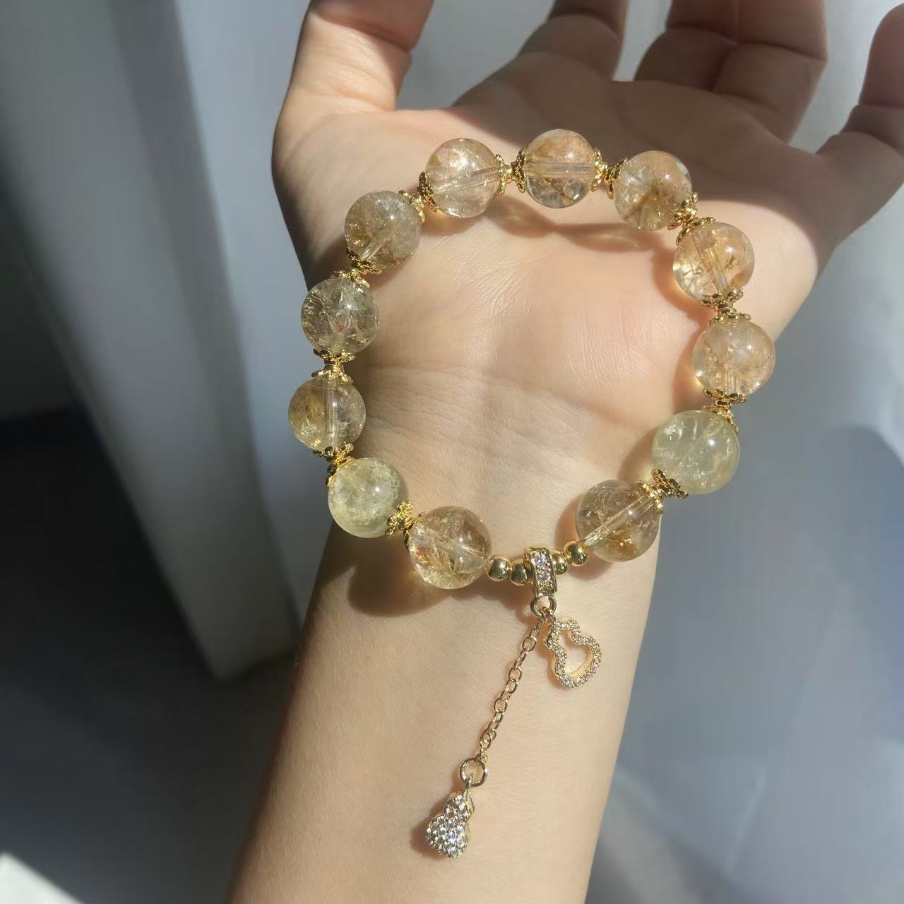 Natural Crystal And Gemstone Charm For Positive Energy And Luck_voghion.com