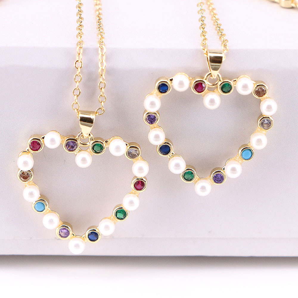 New Style Heart Pearl Micro-inlaid Zircon Necklace Fashion Clavicle Chain display picture 3