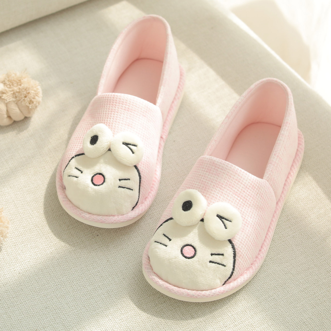 Summer postpartum breathable comfortable footwear for pregnant