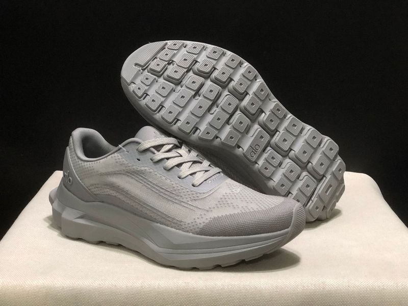 纯原 yoga Alo Runner 休闲跑步鞋 男女鞋 36-46码 带半码工厂店|undefined