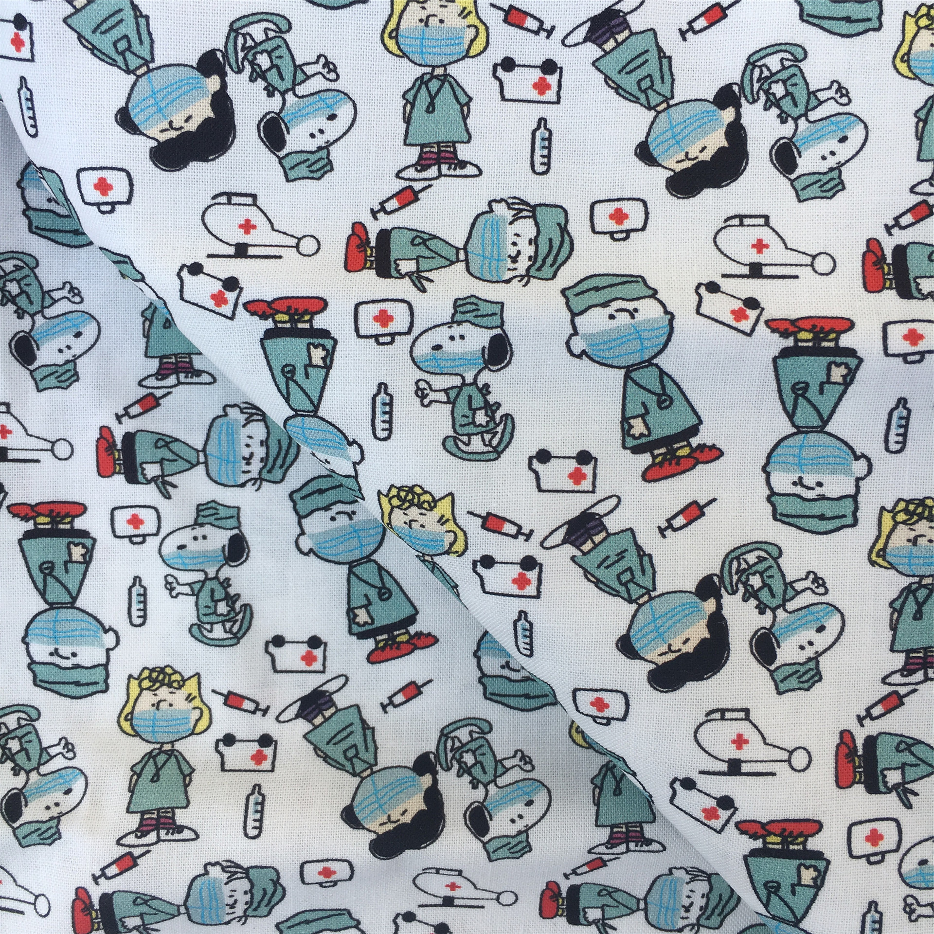 Perro Snoopy impresión de dibujos animados 100% tela de algodón DIY ropa hecha a mano bolsa, 1Yc55667