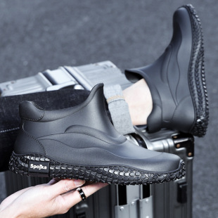Rain Boots Men's Summer 2025 New Style Rainy Day Outdoor Non-Slip Takeaway Rider Kitchen Work Waterproof Fishing Water Shoes