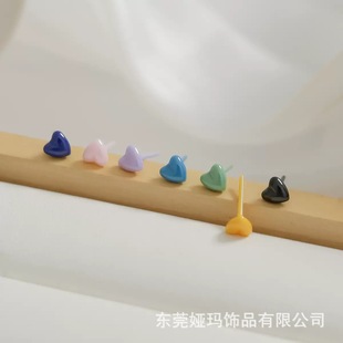 �����մ����ζ������䆶���B��������ᘷ������B�������մɶ��