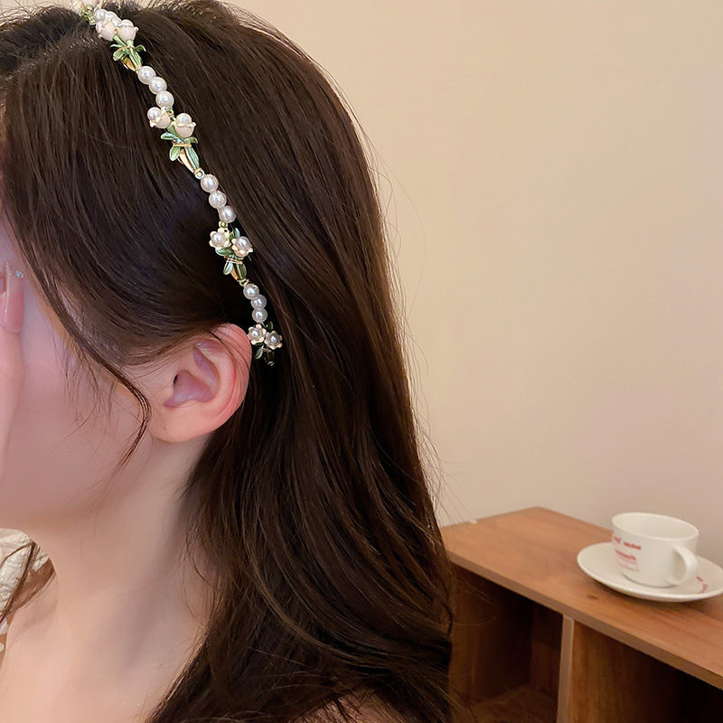 Women's Fashion Flower Bow Knot Metal Inlay Artificial Diamond Pearl Hair Band display picture 1