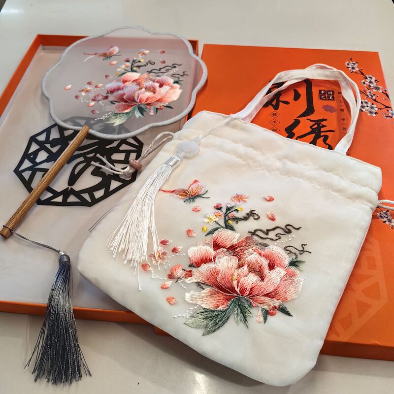【蘇州刺繍ギフト】蘇州刺繍扇子、古代風扇子、刺繍扇子、蘇州刺繍扇子、中国風|undefined