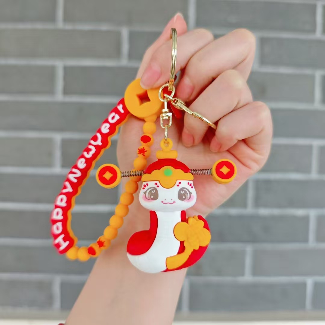 2026 año del caballo mascota día elegido caballo oscuro llavero de la vida de dibujos animados muñeca bolsa colgante regalo de vacaciones lote